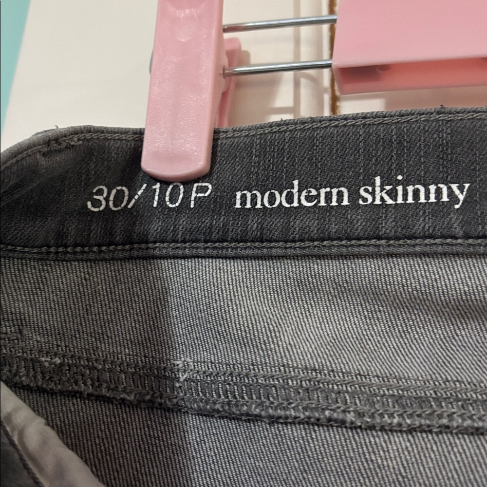 LOFT Women's Dark Gray Skinny Jeans - Picture 2 of 4
